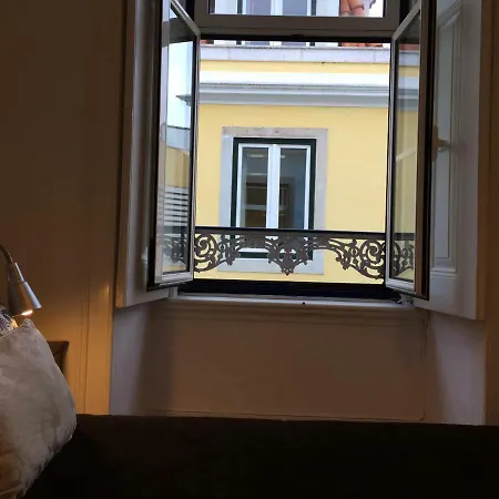 Adamastor Flat Lisboa